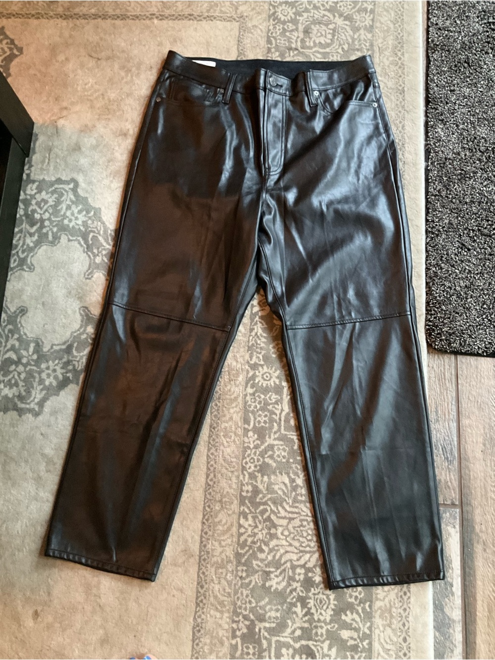 GAP Womens Black Faux Leather Cheeky Strsight Jeans 33